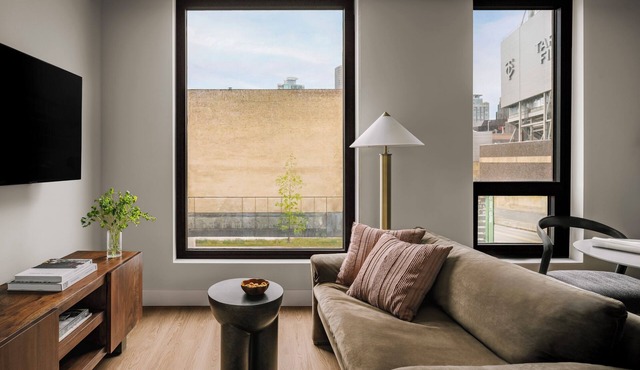 Sonder at North Loop Green | One-Bedroom Apartment w/City View