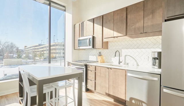 Sonder at REVEL | One-Bedroom Apartment