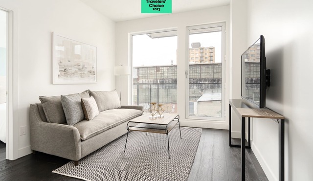 Sonder at The Richmond | Two-Bedroom Apartment w/ Balcony