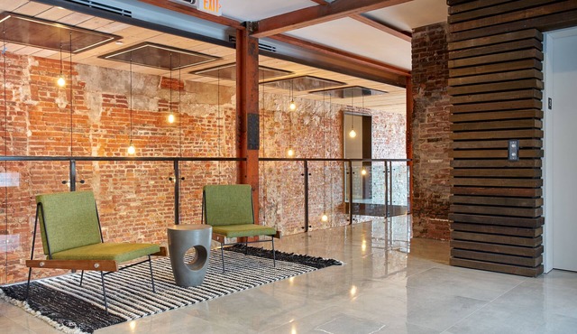 Sonder The Queen | Double Queen Room