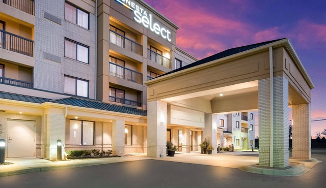Sonesta Select Detroit Novi