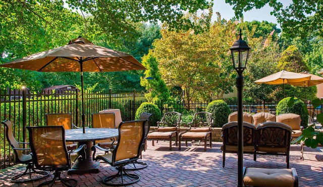 Sonesta Select Tinton Falls Eatontown