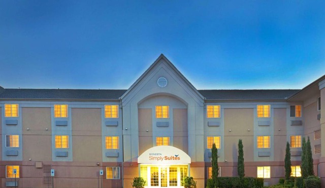 Sonesta Simply Suites Dallas Galleria