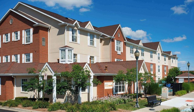 Sonesta Simply Suites Detroit Novi