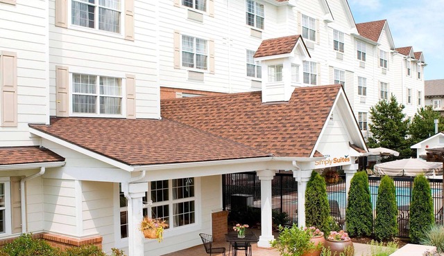 Sonesta Simply Suites Seattle Renton