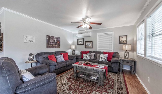 Songbird Haven Cozy Country Getaway