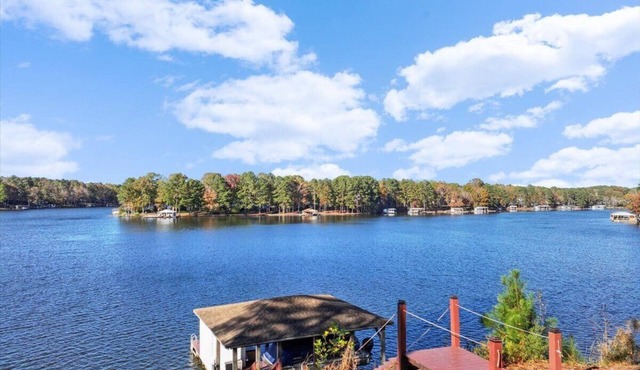 Songbird Haven | Excellent Location | Deep Water | Pet-Friendly