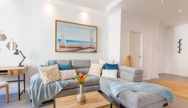 SoNice · Modern, 2 BR, 2 Bath, TOP location, 2 balc