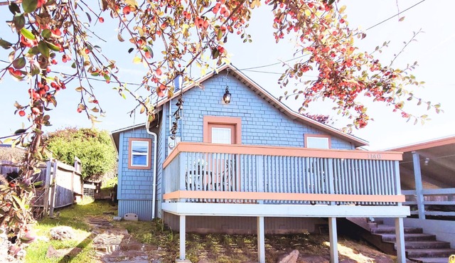 Sonoma Coast Retreat Unit A - Charming Studio With Full Kitchen in Bodega Bay