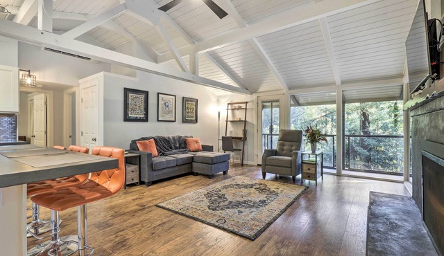 Sonoma County Vacation Home w/Hot Tub!