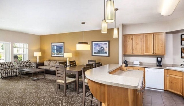 Sonoma County/Wine Country 2 Bed 2 Bath Condominium Resort