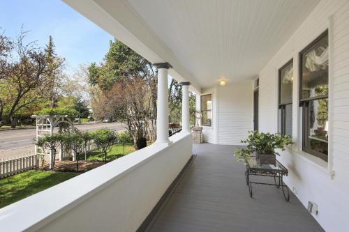 Sonoma Victorian In Heart Of Sonoma