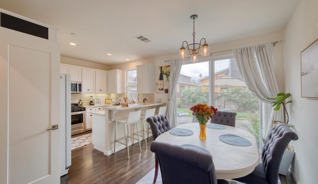 Sonoma Wine Country Getaway | Winemaker’s Home with Modern Comforts