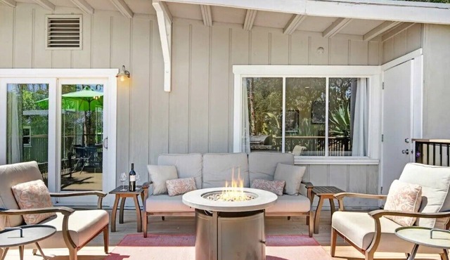 Sonoma Wine Retreat in a Great Location!