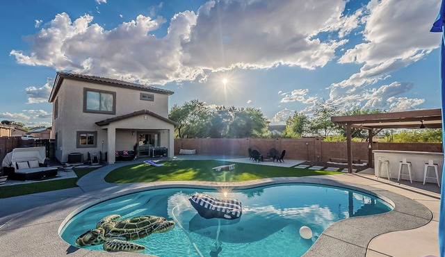Sonoran serenity stay.
