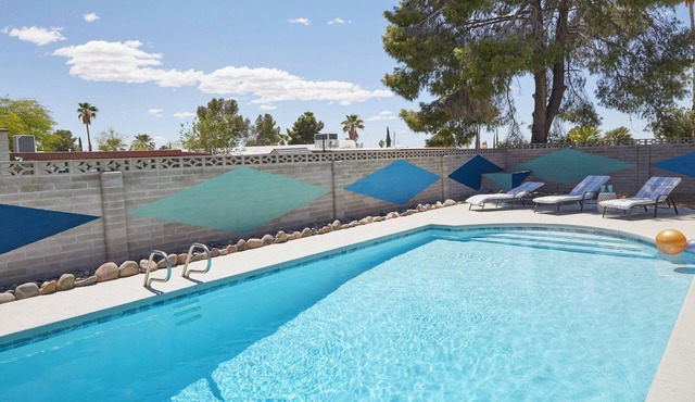 Sonoran Sunset! Rolling hills paradise w/pool!