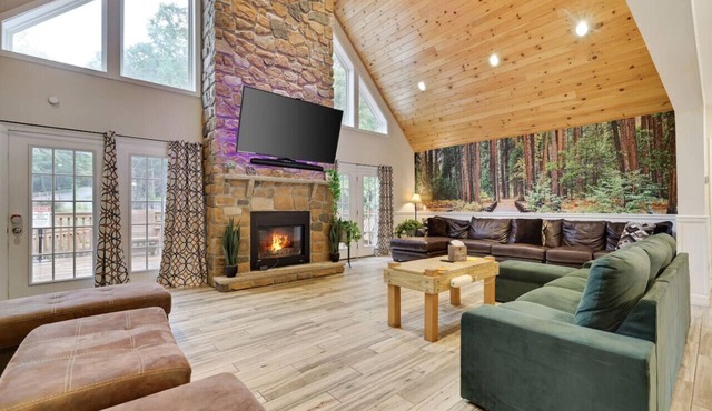 Soose Manor | Spa | BBQ | Games | Bar | Near Lake