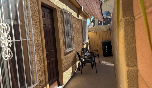 Soothing 1-bedroom apartment with AC in vibrant Las Vegas