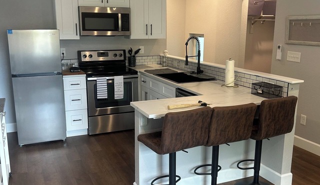 Soothing 2-bedroom apartment with AC close to Boulder/Denver