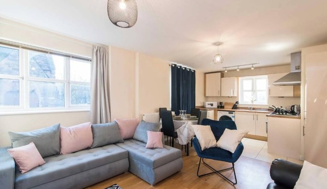 Soothing 2-bedroom Corporate apartment in Derby