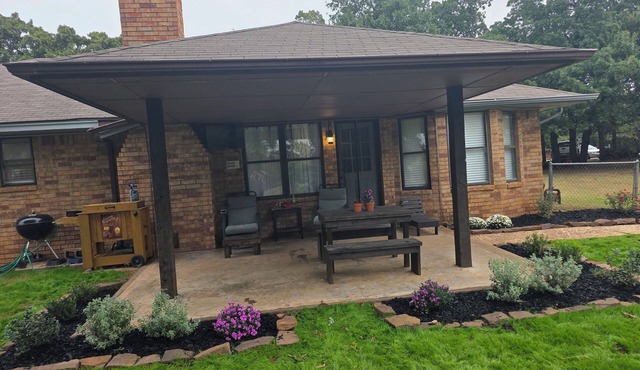 Soothing 3-bedroom house with AC in charming Guthrie