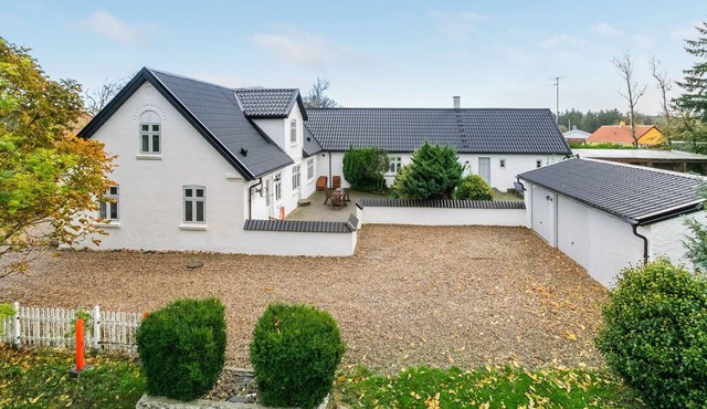 "Sophia" - 8km from the sea by Interhome