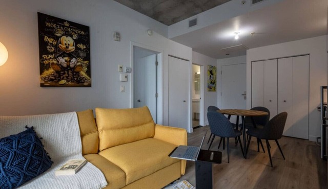 Sophisticated 1BR Escape | Charm in Old Port