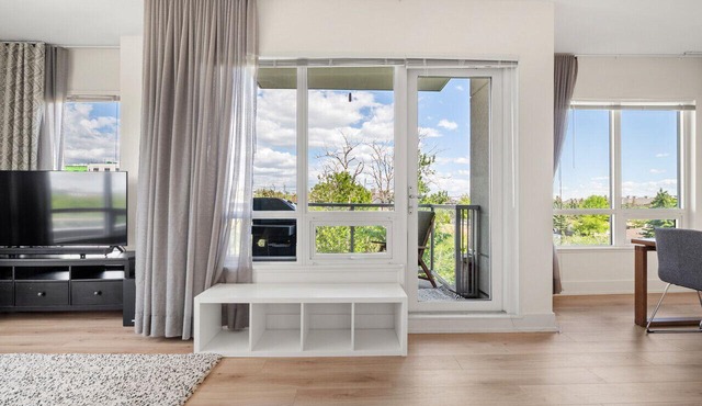 Sophisticated 2 Bed, 2 Bath Condo with Abundant Natural Light in Bridgeland