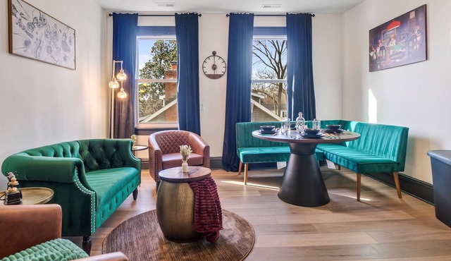 Sophisticated 2BR Speakeasy with Moody Vibes