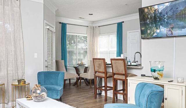 Sophisticated Comfort/Hotel Inspired 2bd 1ba