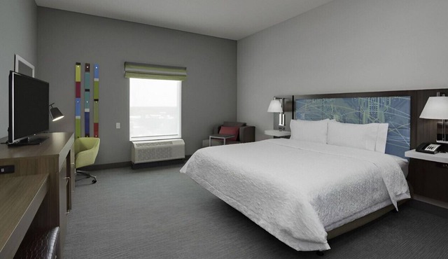 Sophisticated Room for Business & Leisure Travel