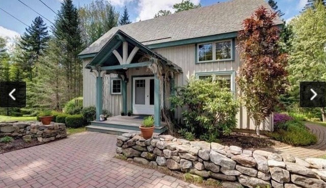 Sorrento Post & Beam Retreat w/Deck & Fire Pit