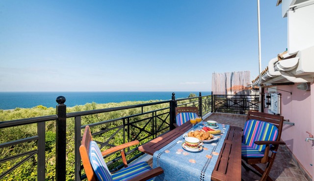 Soso's Sea View Apartment