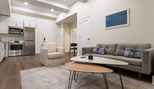 Sosuite | 1BR Apt Acc. w W/D, Gym, Lounge