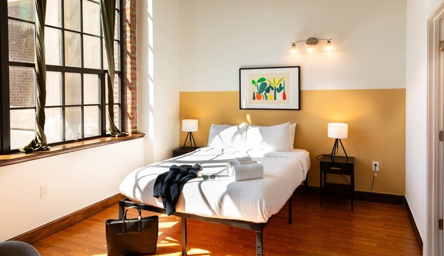 Sosuite | 2BR Apt w W/D, Gym, On-Site Restaurant