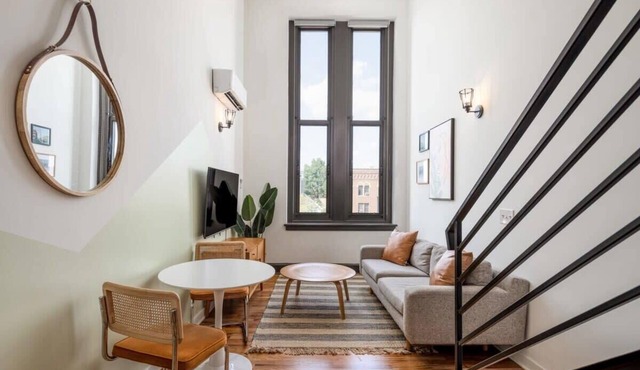 Sosuite | Studio Loft w W/D, Gym, Lounge