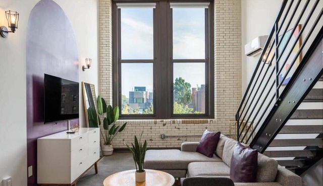 Sosuite | Studio Loft w W/D, Gym, Lounge