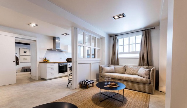 SOTOAN KEYWEEK Design Apartment close to the Port-Vieux beach in Biarritz