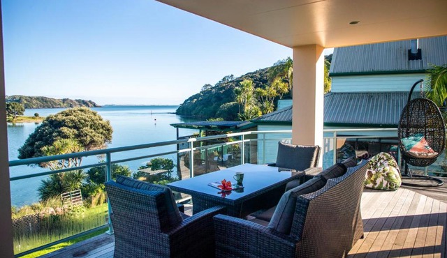 Soul Retreat - Cable Bay Holiday Home