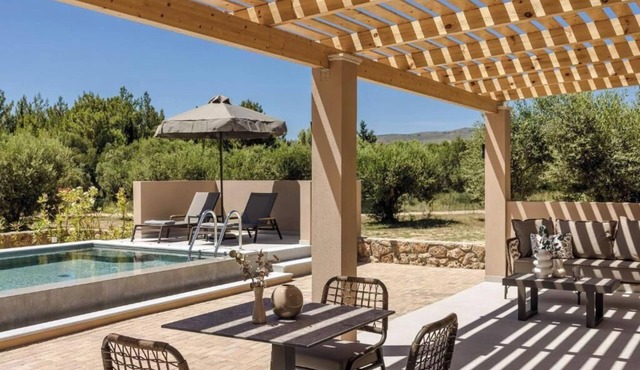 SOUND OF SEA Villas - Deluxe Villa