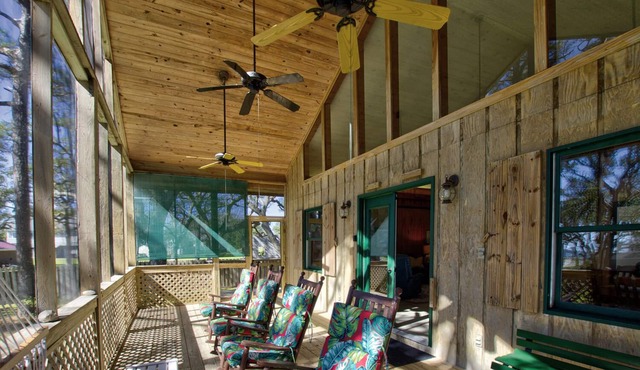 Sound View, Pet Friendly Home in Harkers Island, NC (Core Sound Lodge)