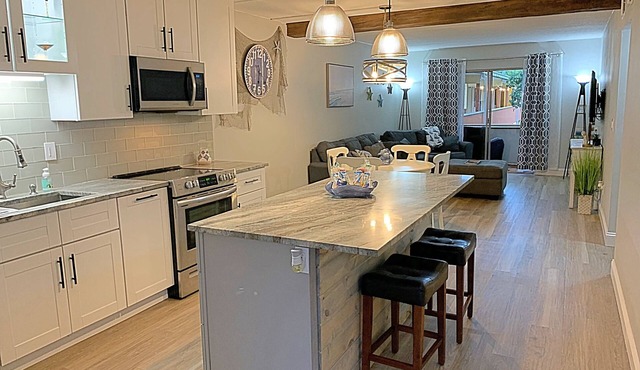 Soundside 2 Bdr Condo *Pool & dock