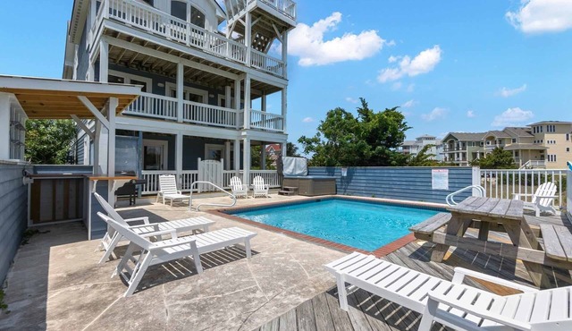 Soundside Dog Friendly w/Pool, Hot Tub, Community Pool and Tennis/Pickleball
