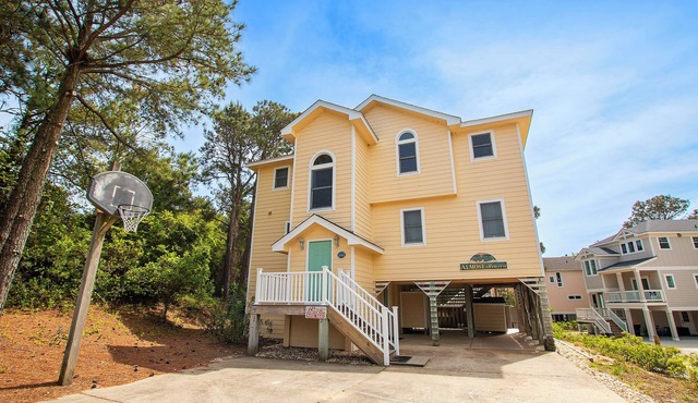 Soundside, Pool, Hot Tub, Dogs Welcome! MS160, Almost Heaven