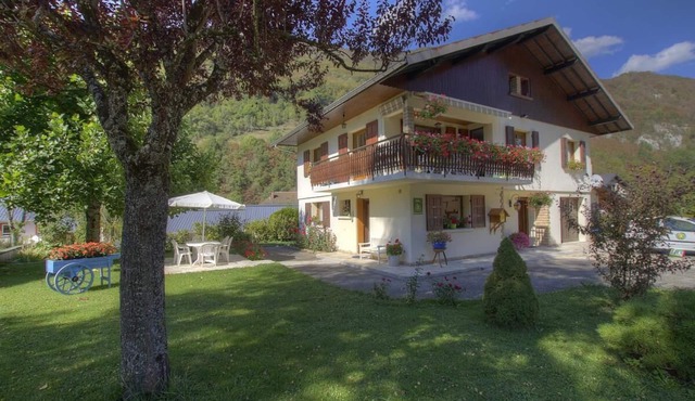 Sous les Moulins - Chezery-forens