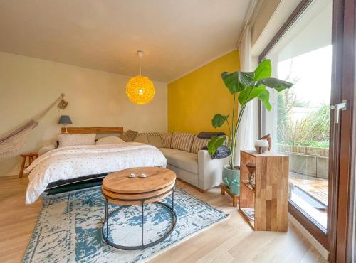 Souterrainwohnung mit großem Garten und Sauna in Kassel