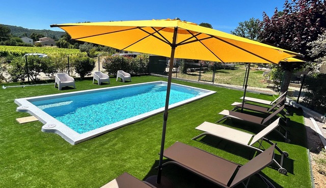 South Ardèche vacation home with private pool, 5 minutes from the river.