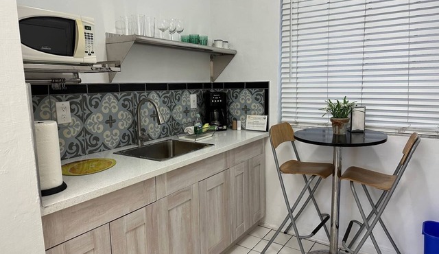 South Beach! #8, 2 Queen Beds, FREE Parking