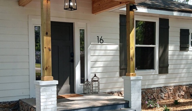 South Brooksville, New Cozy Cottage, Convenient. 30 minutes from Tampa