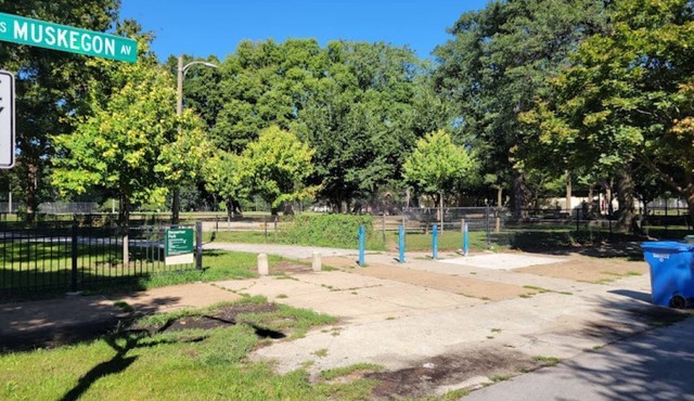 South Chicago Community Immersion in 2 Bedroom Apt